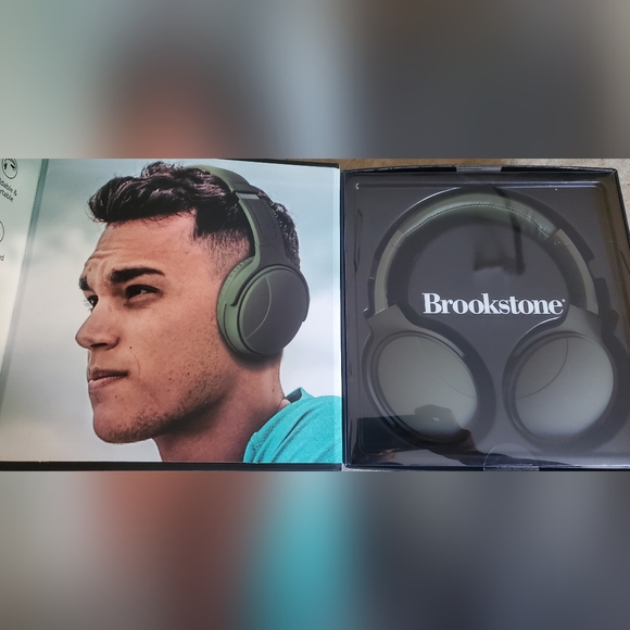 Brookstone Studio HD Wireless Headphones, green - Picture 4 of 4